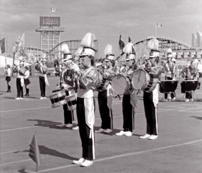 40 years ago! Toronto Optimists at the Nationals, Peter Byrne on soprano (Toronto, Sept 3, 1972)
Photo by Eric McConachie 
Keywords: 1972