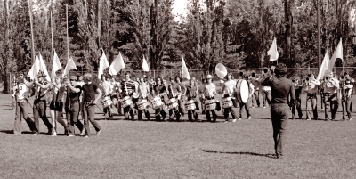 LaSalle Cadets rehearsing (HMCS Carleton, Dows Lake, Ottawa, 1973)
Photo by Eric McConachie
Keywords: 1973