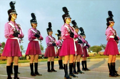 Les Chatelaines (unknown year, unknown location)
Unknown Photographer
